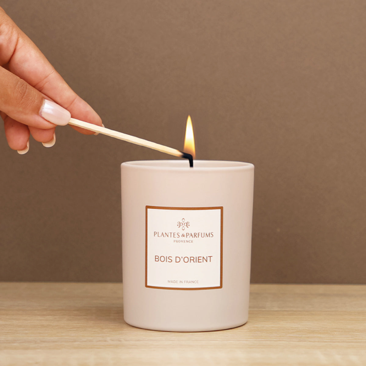 Qu’est-ce qu’une bougie au parfum boisé ?