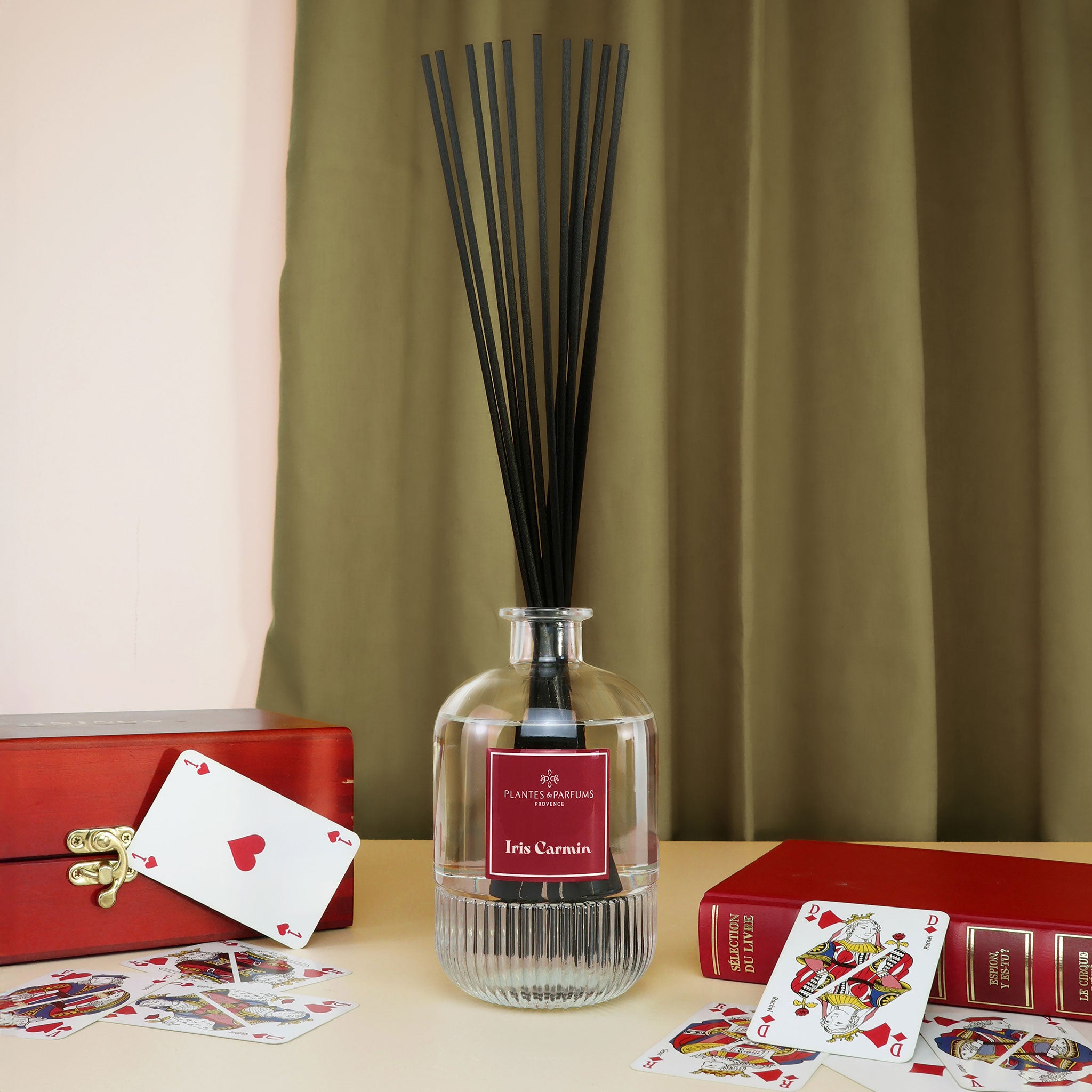 Iris Carmin Bouquet Parfumé 450ml et ses Bâtonnets